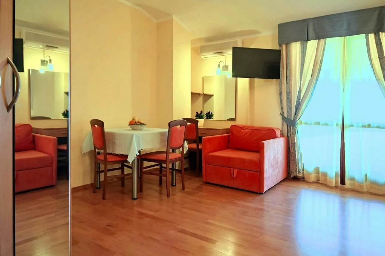 Studio Uli Apartment Funtana