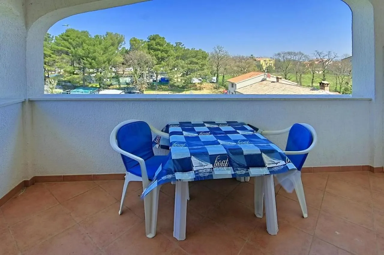 Studio Uli Apartment Funtana Croatia