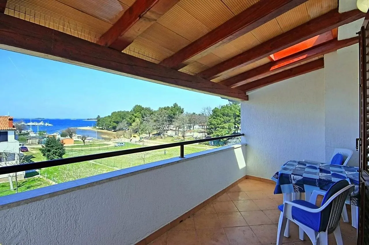 Studio Uli Apartment Funtana